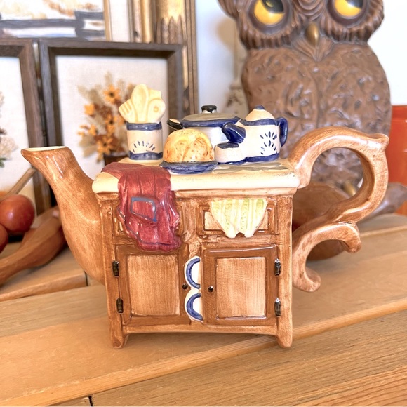Other - Vintage Ceramic Kitchy Kitchen Mini Teapot